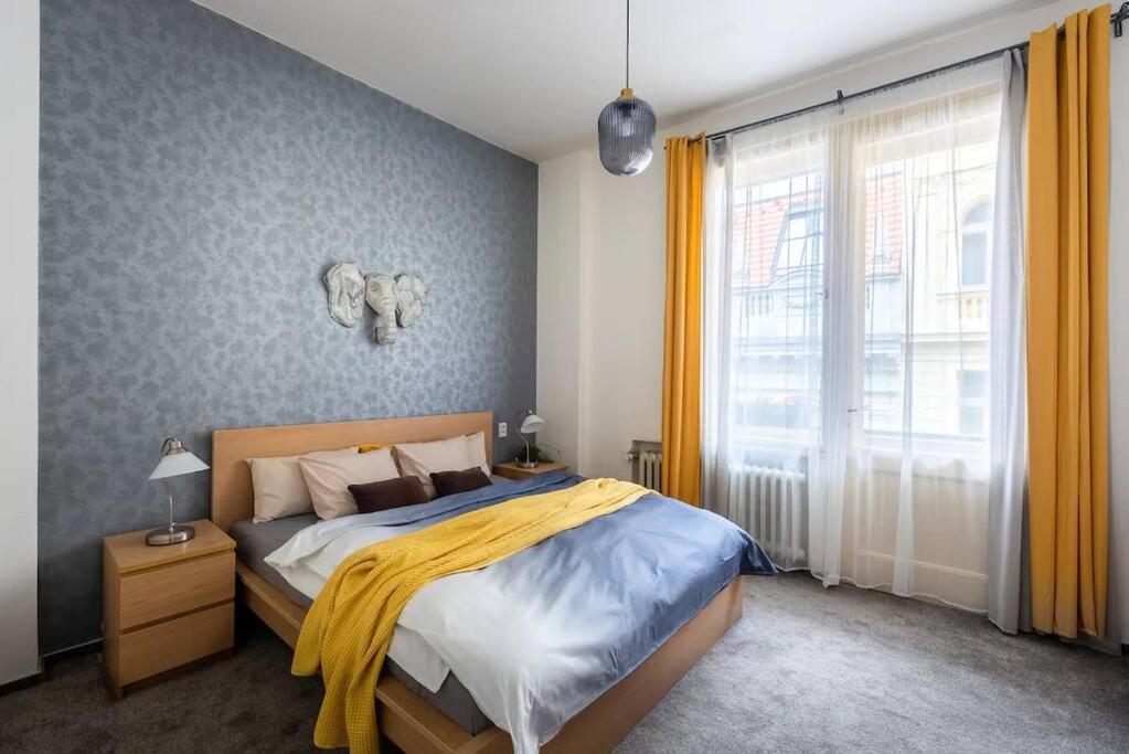 Beautiful Flat In Center With Balcony Prague